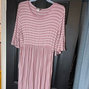 Glitzy Girlz long dress with pockets, super soft, size 2x